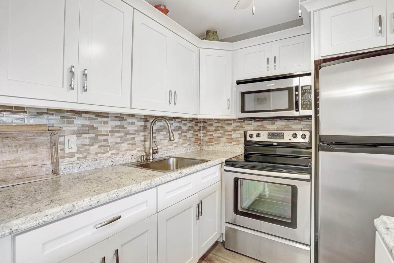 169 Oakridge L - Photo 1