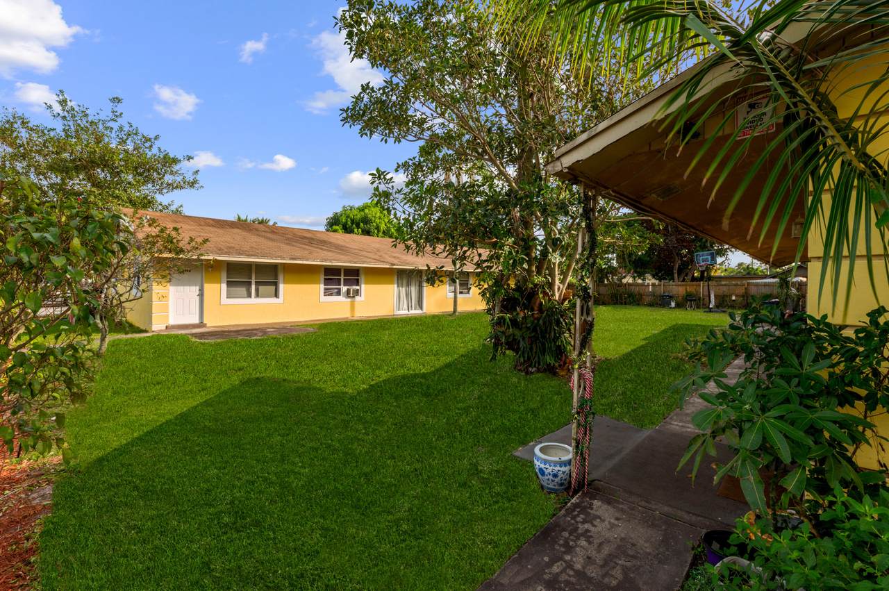 5812 Banana Road - Photo 1