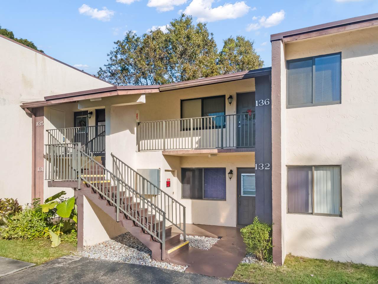 132 Laurel Drive - Photo 1