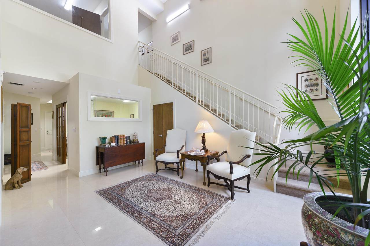 701 Olive Avenue - Photo 1