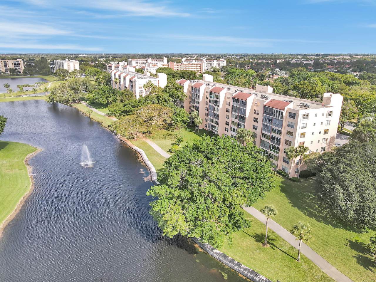 14671 Bonaire Boulevard - Photo 1