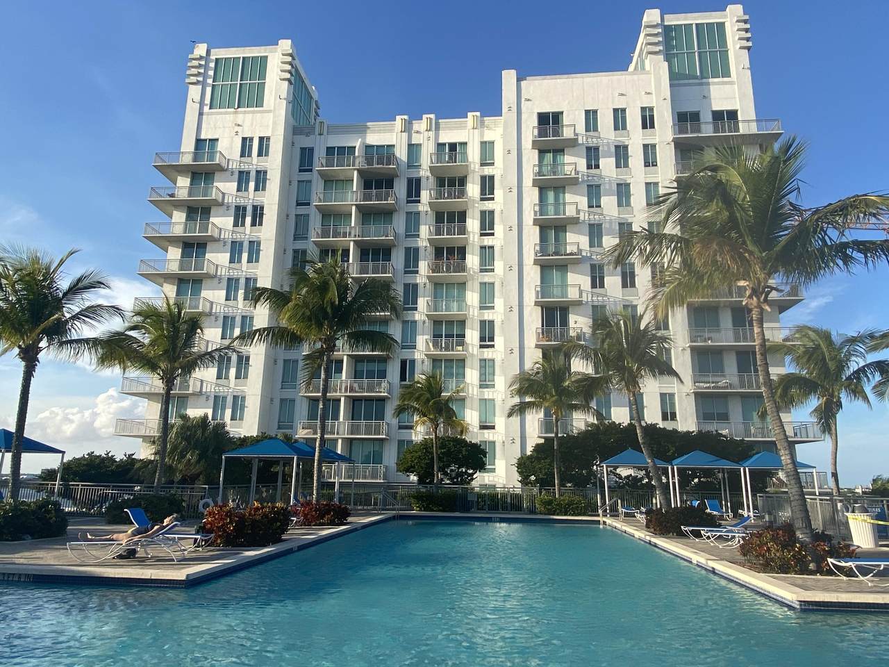 300 Australian Avenue - Photo 1