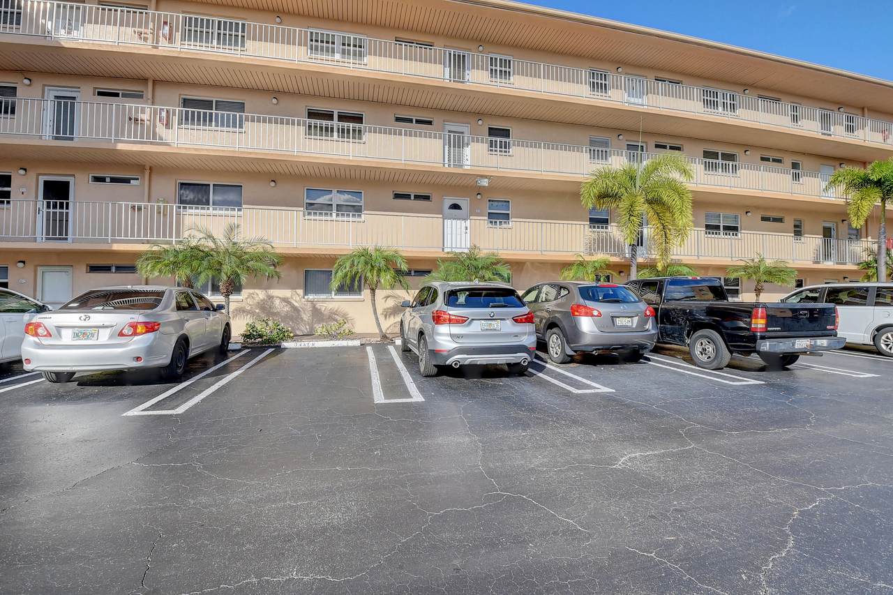 2515 2nd Court - Photo 1