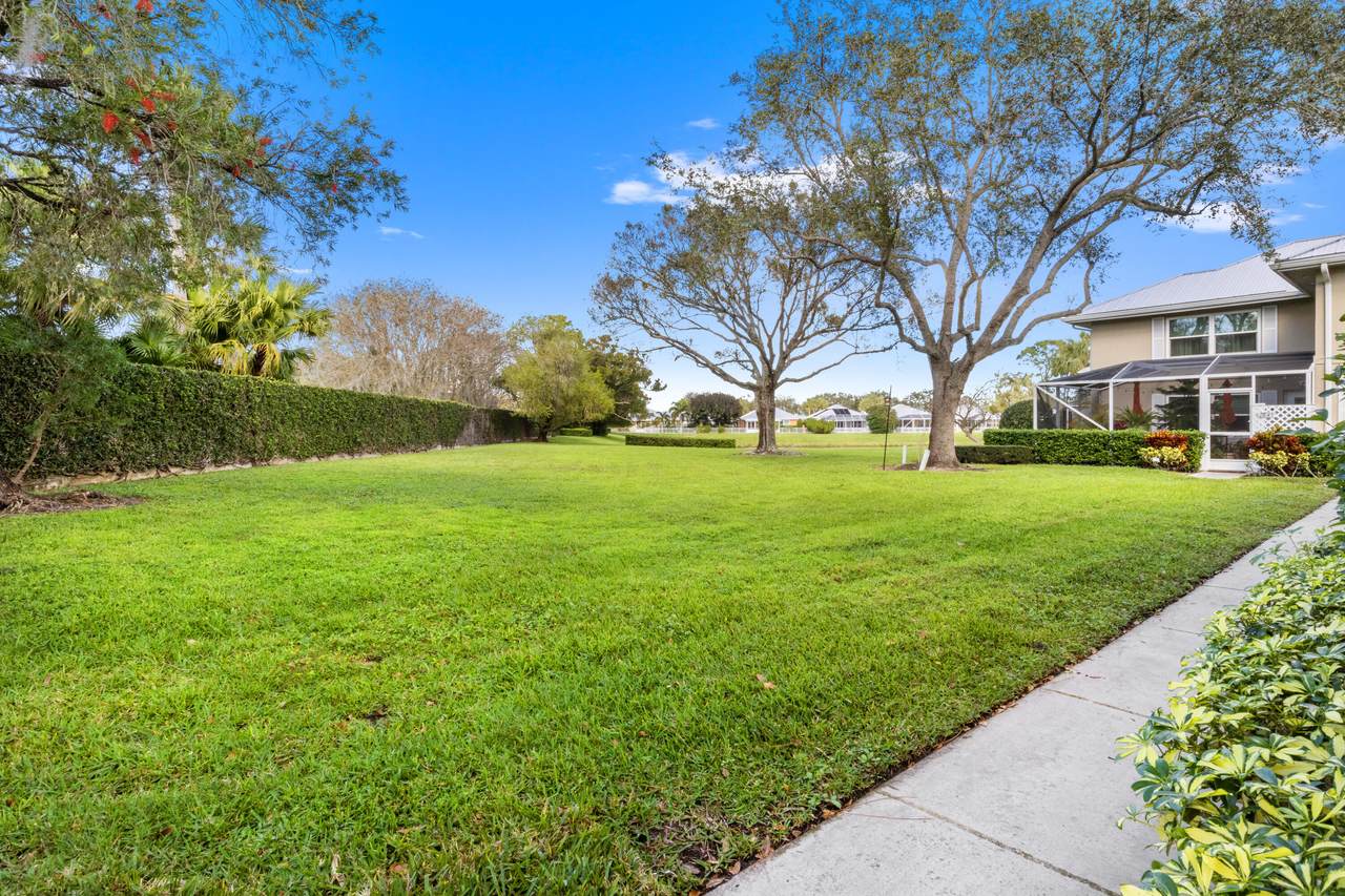 2855 Lakemont Place - Photo 1