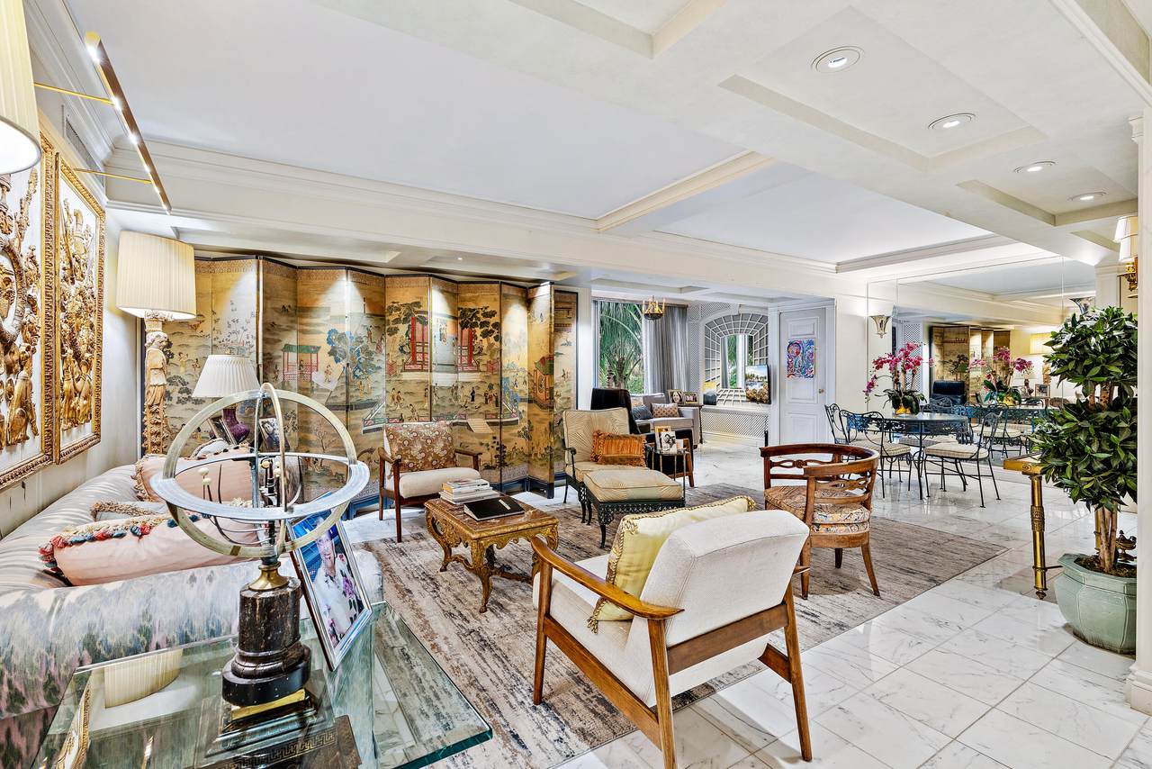 44 Cocoanut Row - Photo 1
