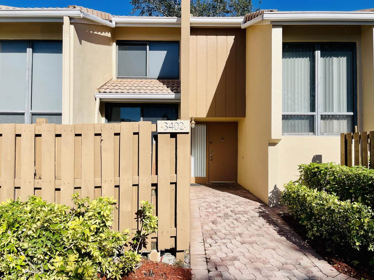 3402 Bridgewood Drive - Photo 1