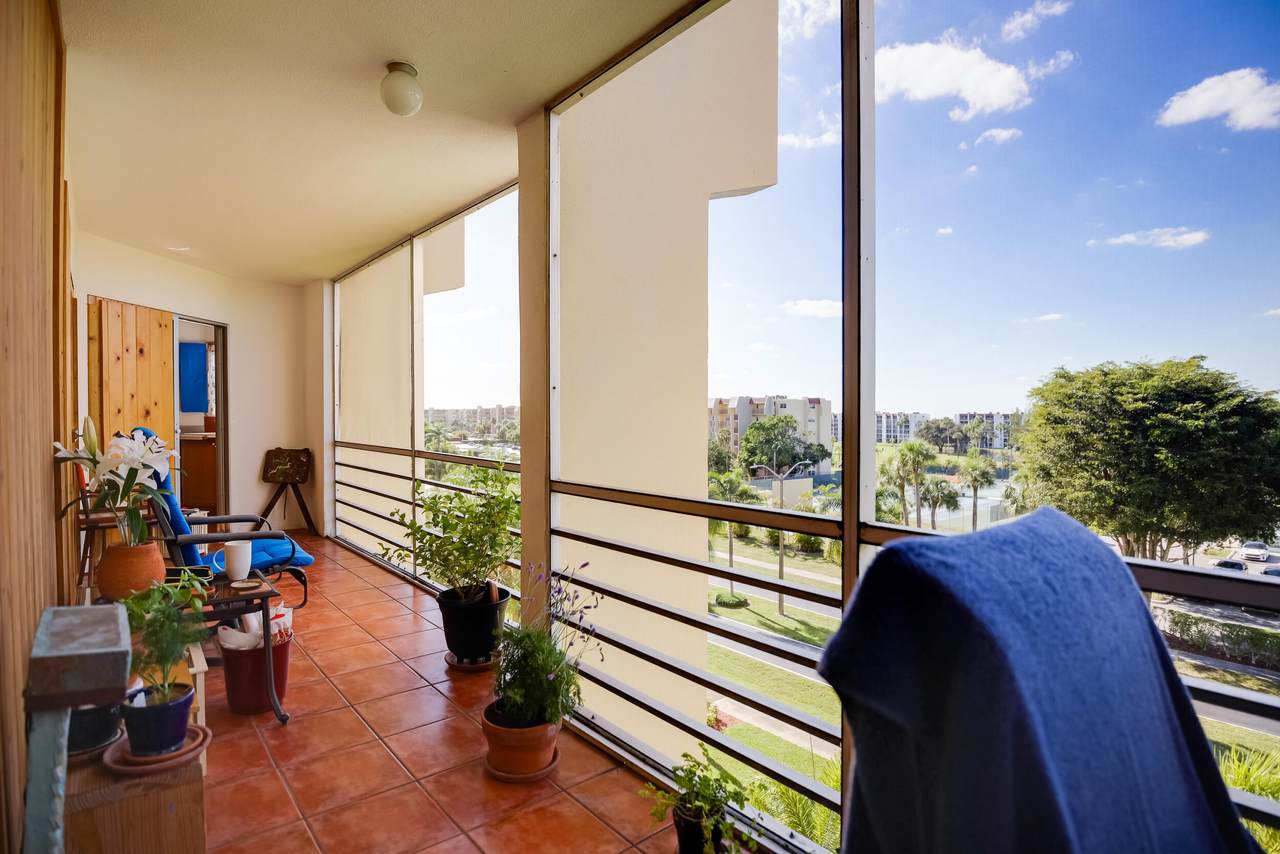 3590 Via Poinciana - Photo 1