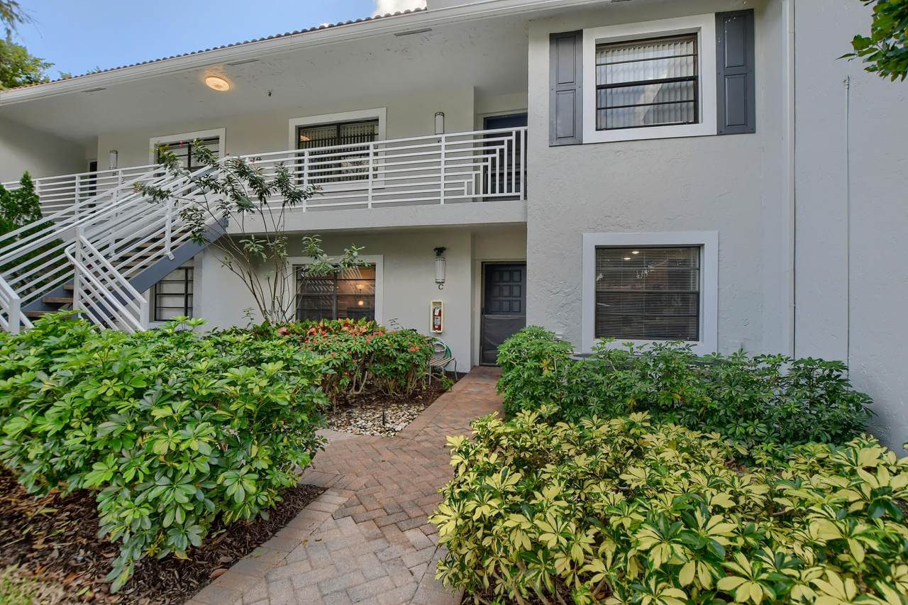 14 Southport Lane - Photo 1