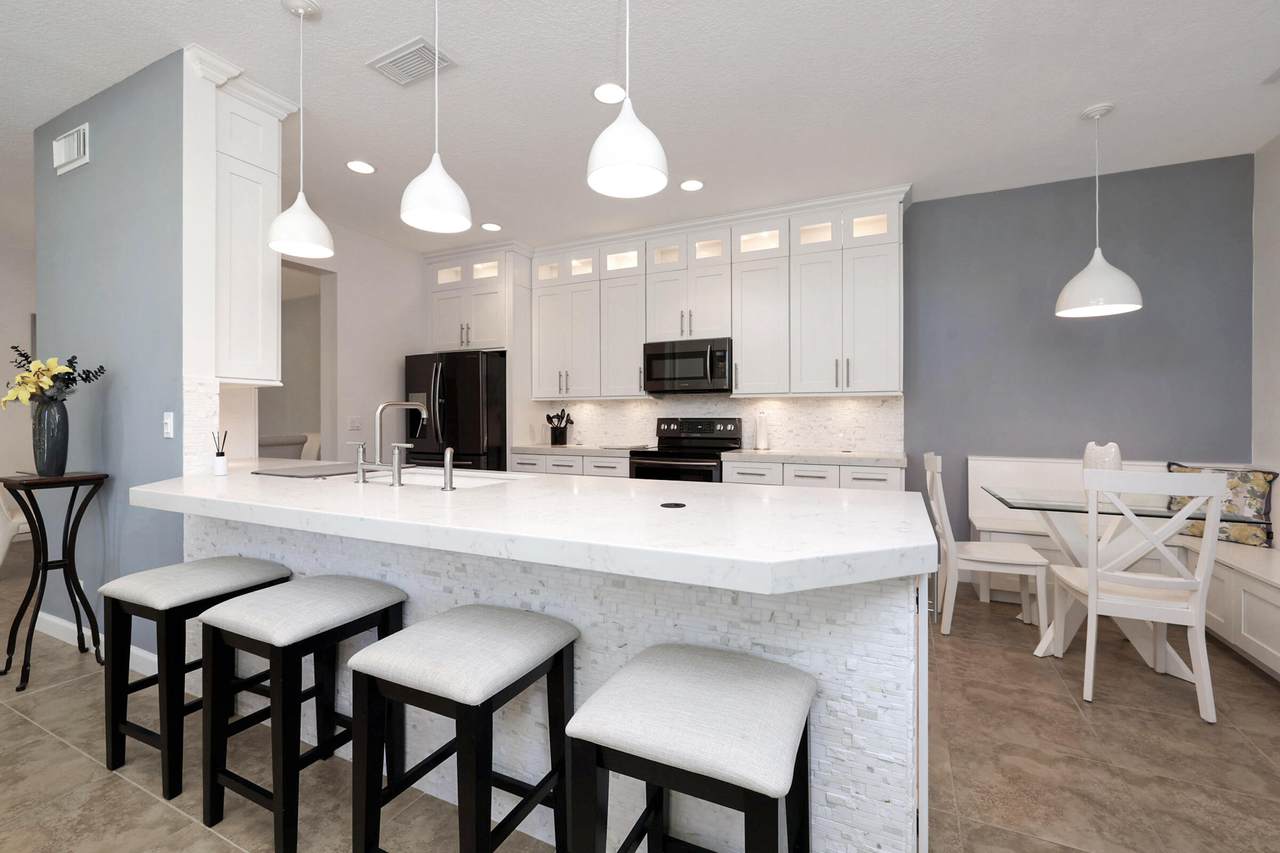 10471 West Lawn Boulevard - Photo 1