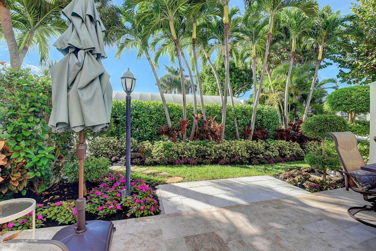 2717 Ocean Boulevard - Photo 1