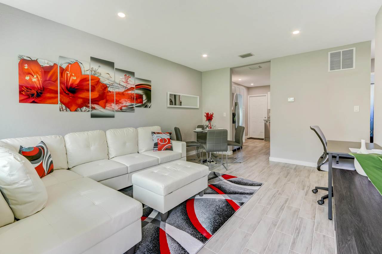 262 12th Street - Photo 1