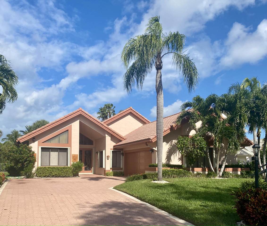 13885 Rivoli Drive - Photo 1