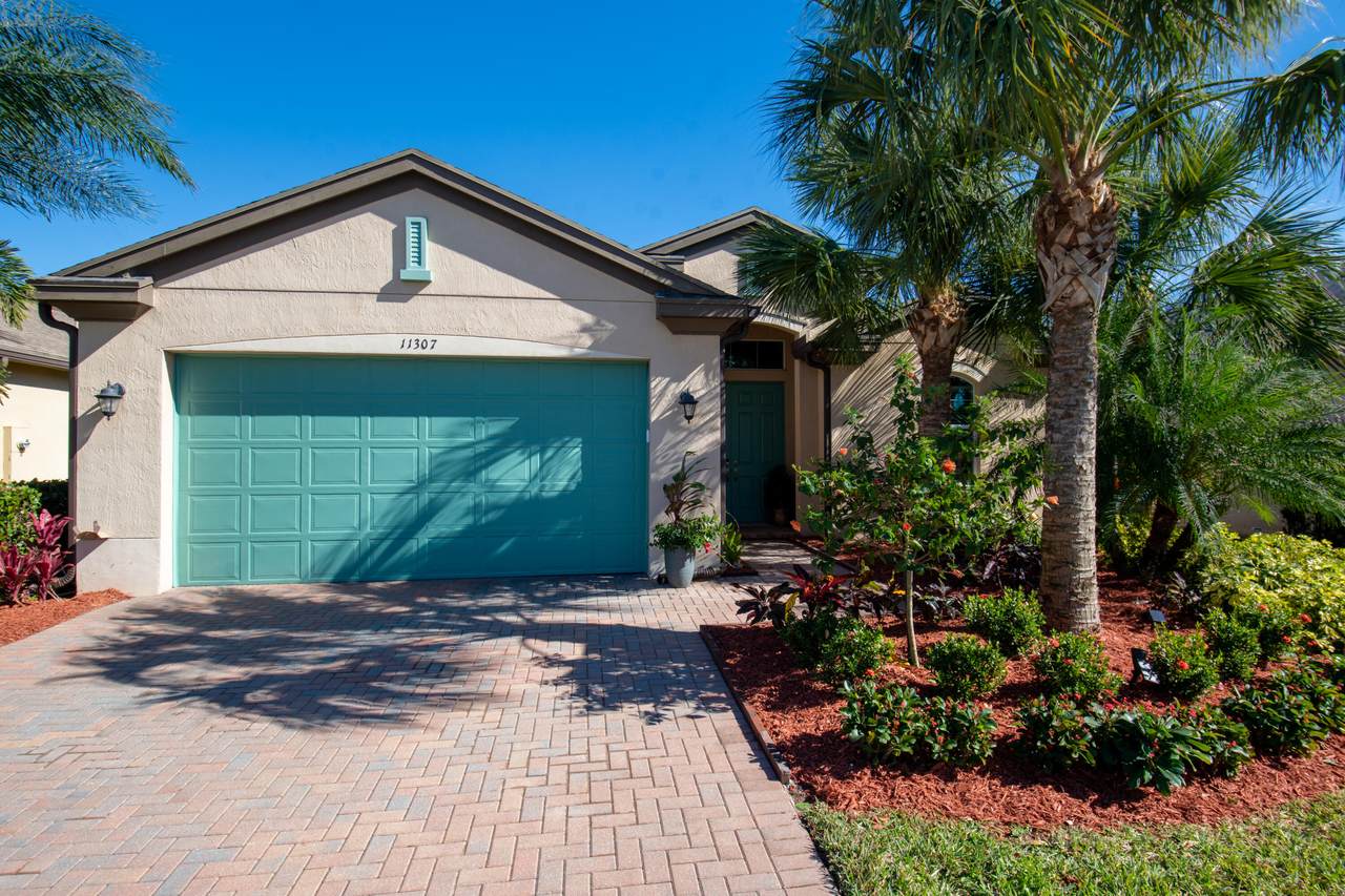 11307 Lake Park Drive - Photo 1