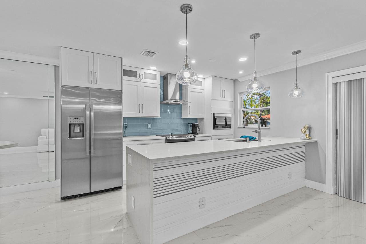 4710 4th Street - Photo 1