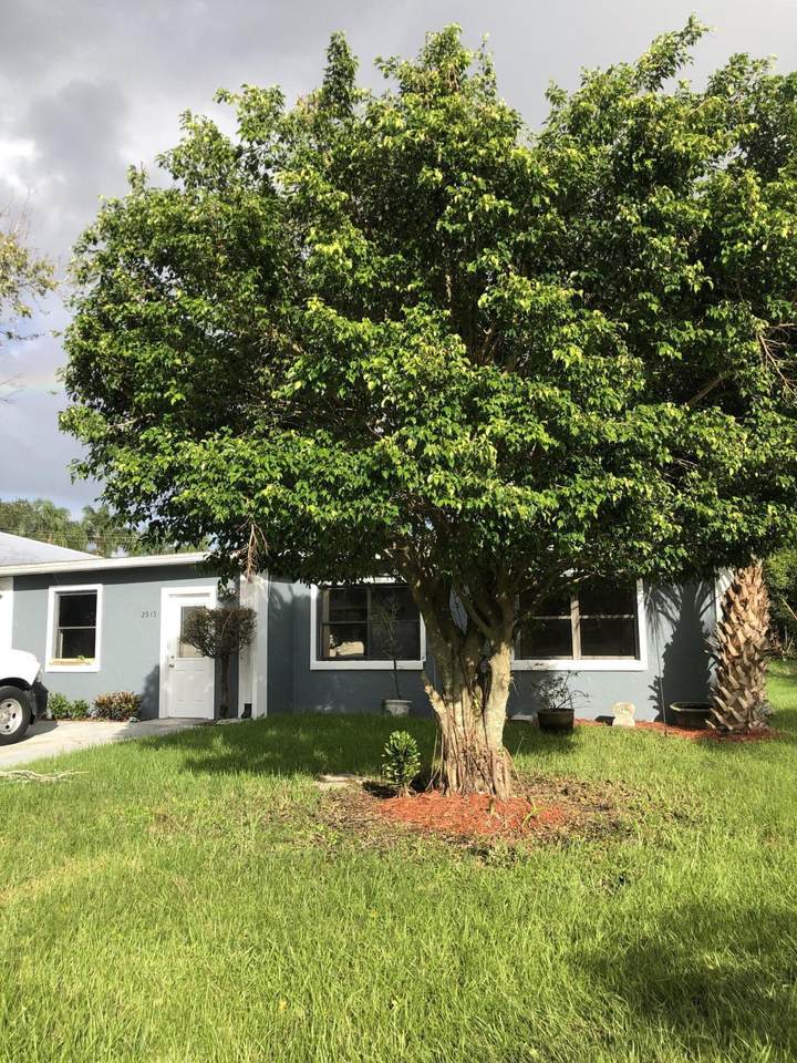2915 Feroe Avenue - Photo 1