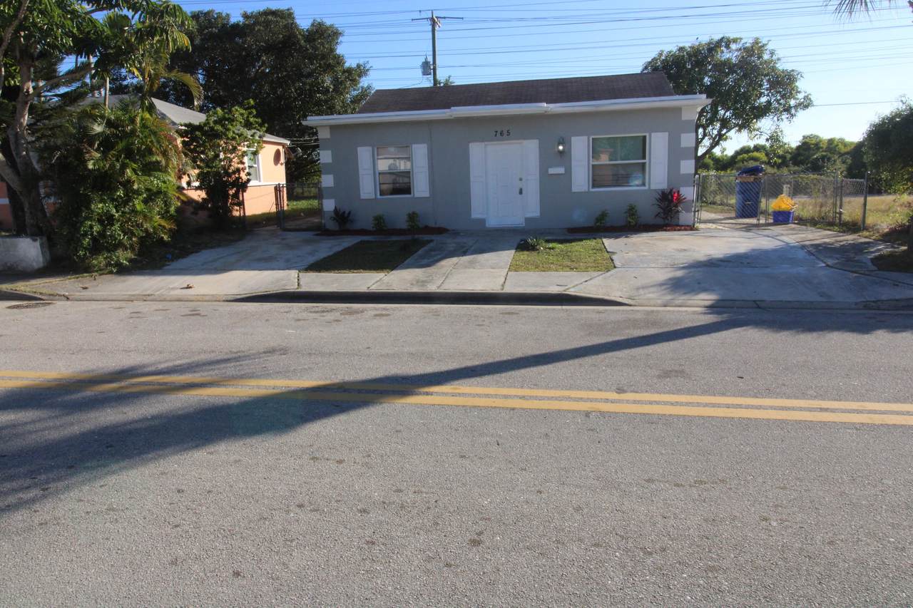 765 1st Street - Photo 1