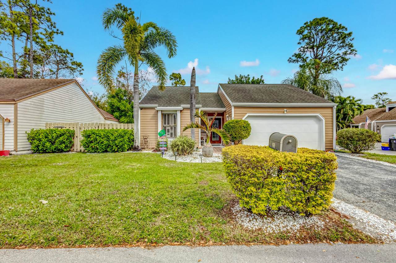 460 Oak Shadow Way - Photo 1