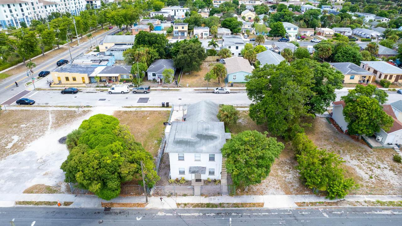 1013 State Street - Photo 1