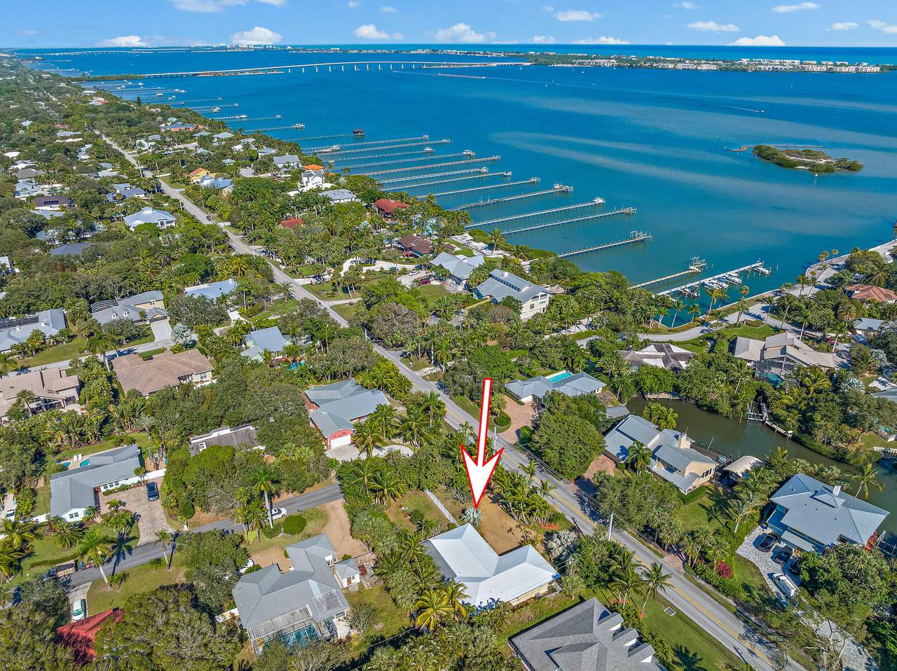 123 Sewalls Point Road - Photo 1
