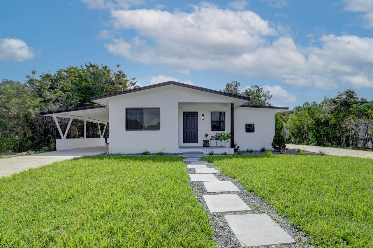 127 6th Avenue - Photo 1