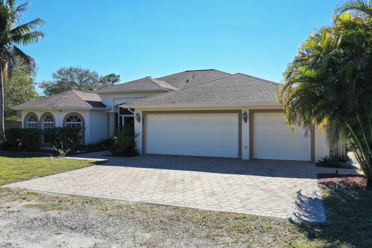 1201 Easy Street - Photo 1