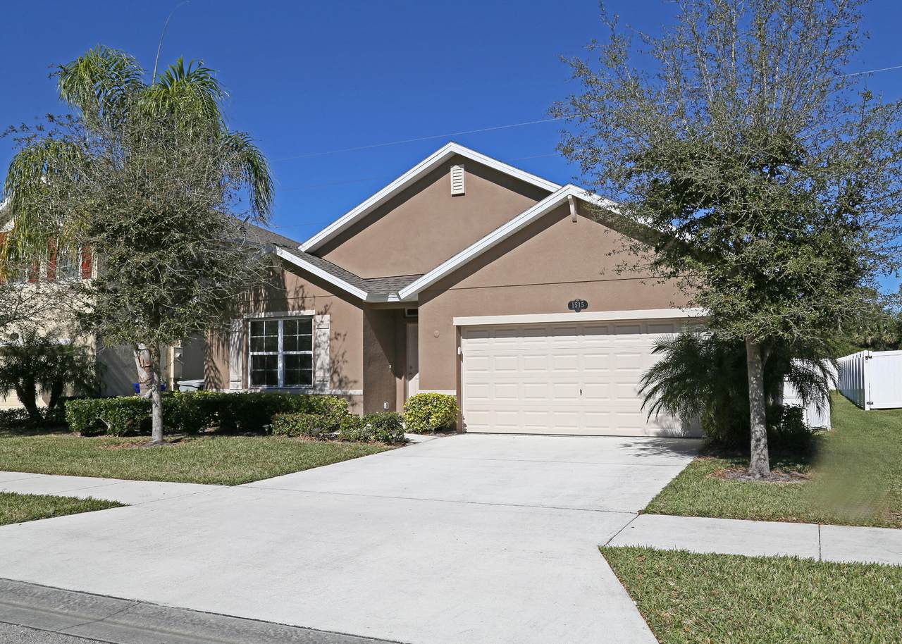 1515 Lexington Square - Photo 1