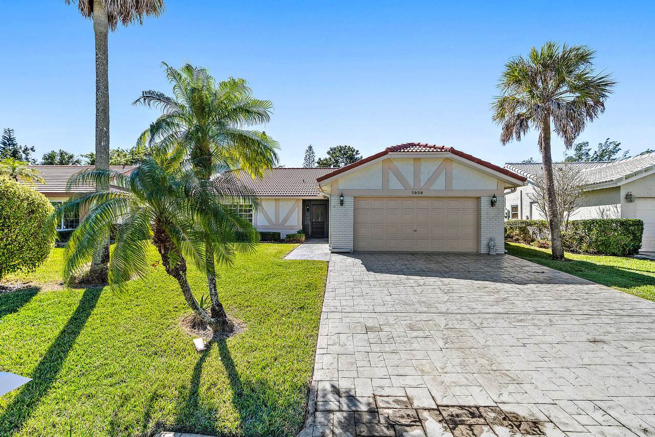 7938 Cloverfield Circle - Photo 1