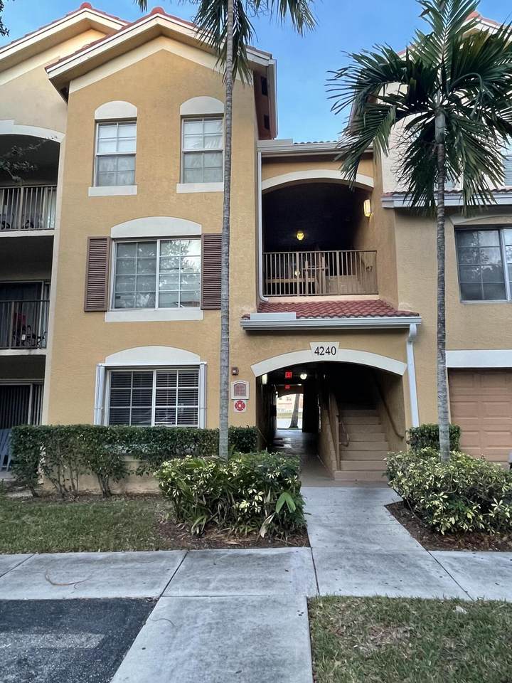 4240 San Marino 304 Boulevard - Photo 1