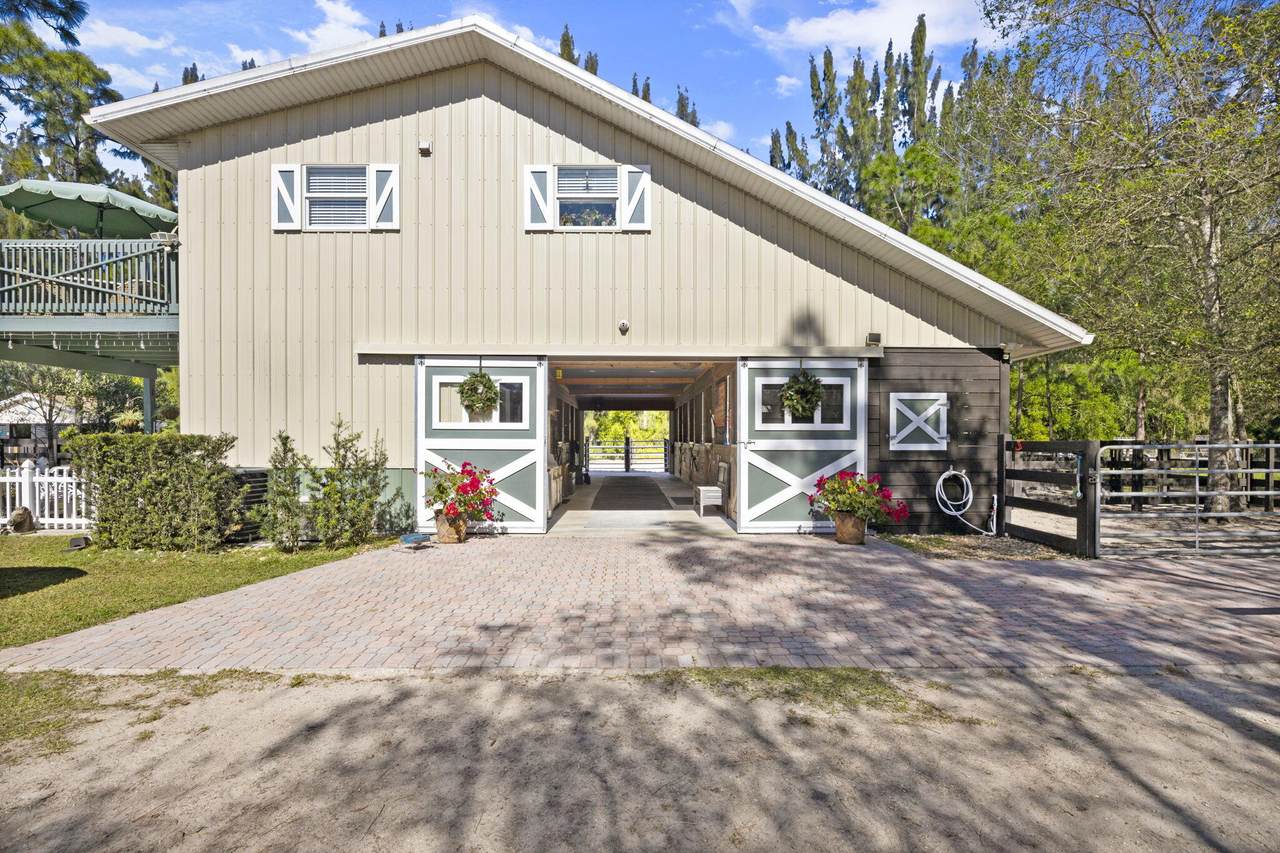 18584 137th Trail - Photo 1