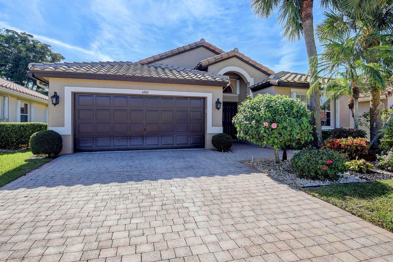 6880 Lismore Avenue - Photo 1
