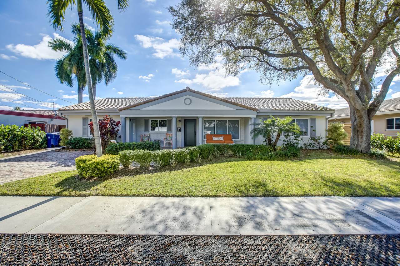 2808 10th Avenue - Photo 1