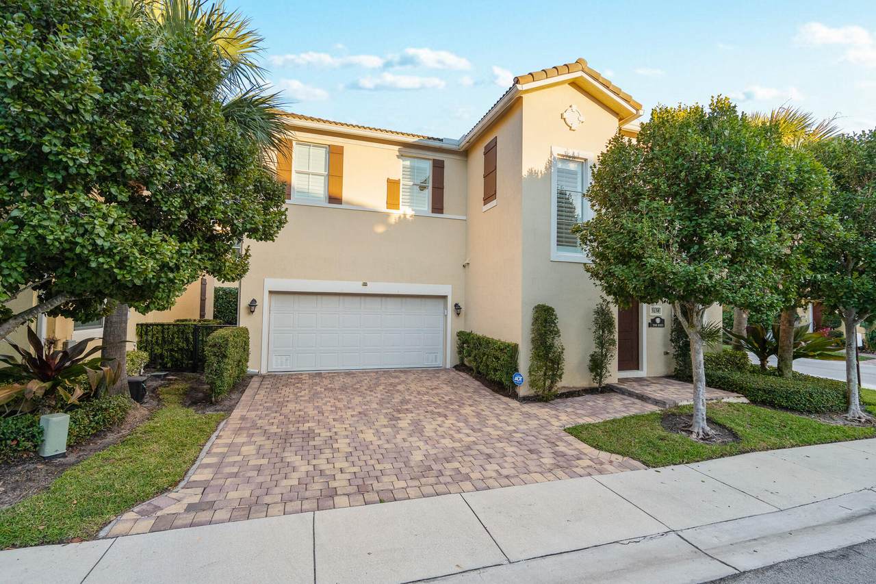 3654 Wolf Run Lane - Photo 1