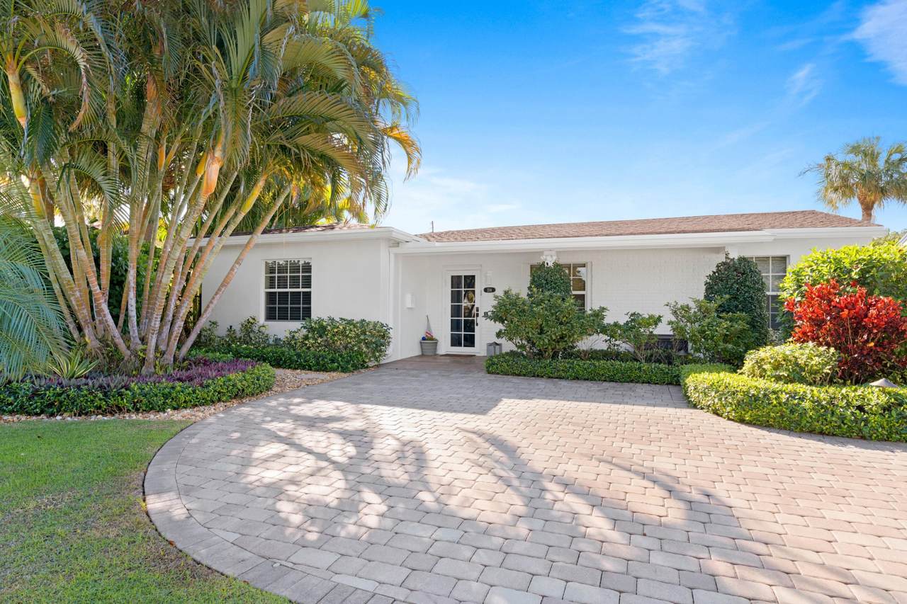 214 Alhambra Place - Photo 1