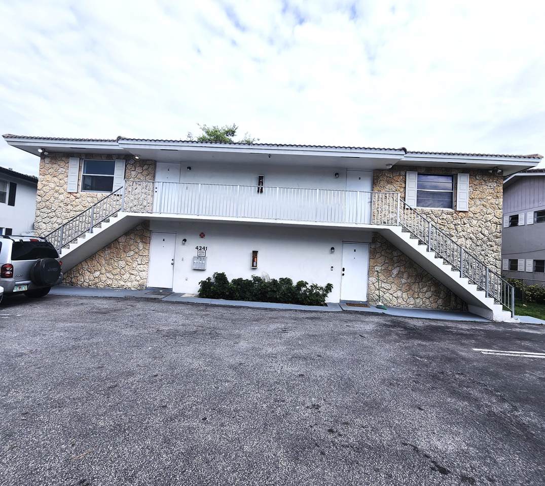 4341 Riverside Drive - Photo 1