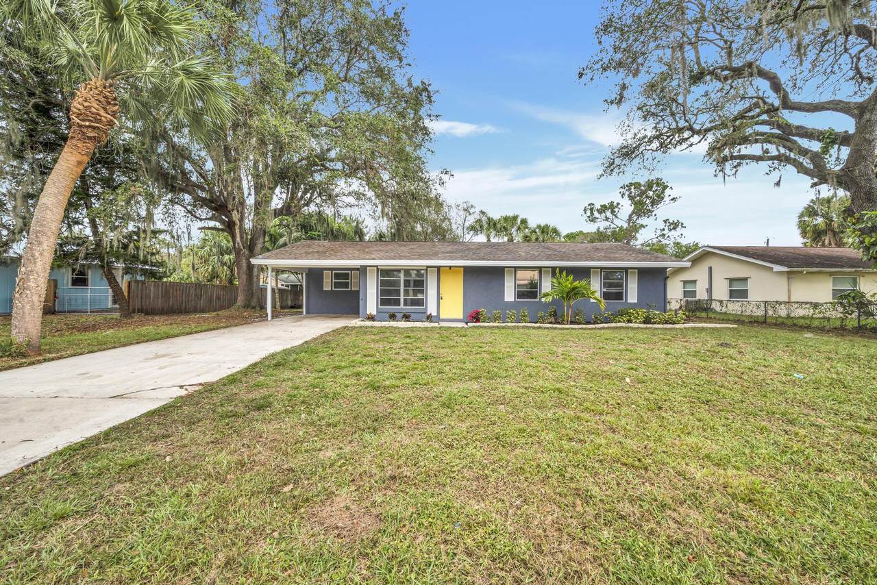 7904 Deland Avenue - Photo 1