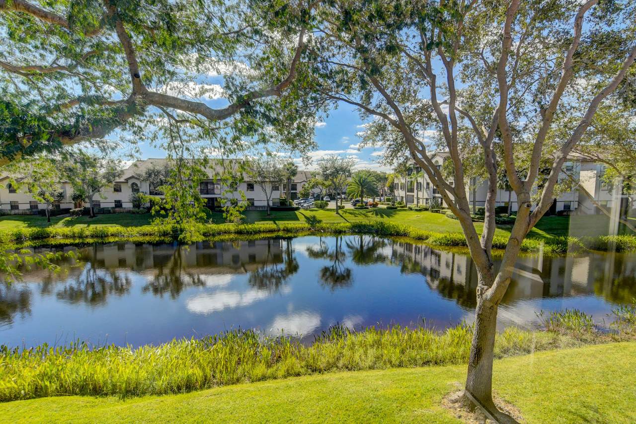5140 Floria Way - Photo 1