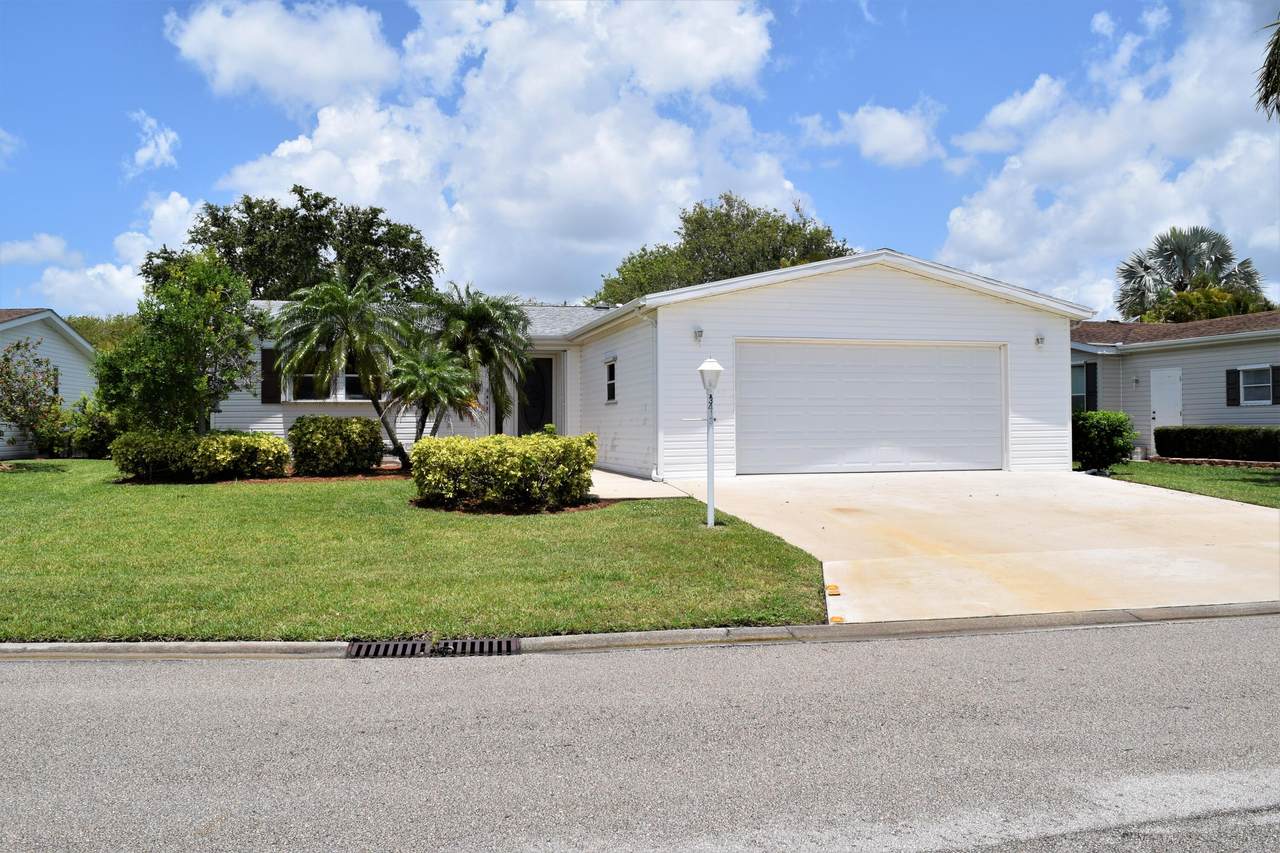 3413 Crabapple Drive - Photo 1