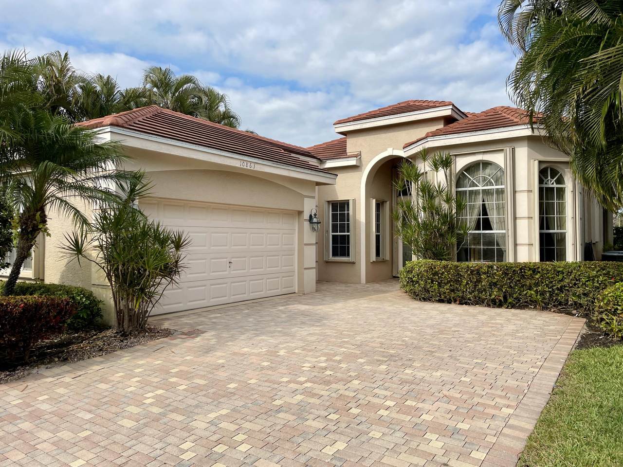10863 Royal Devon Way - Photo 1