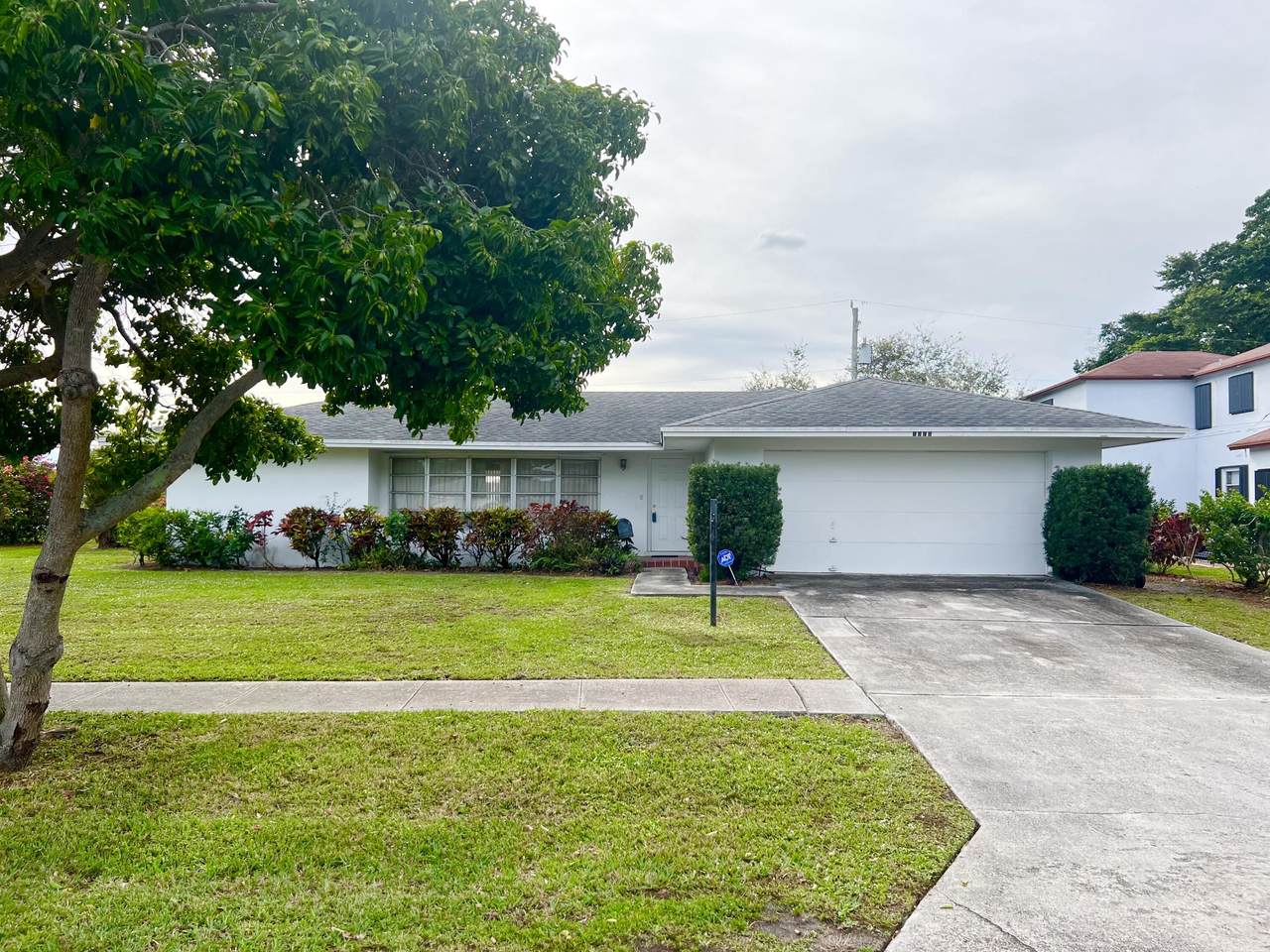 1518 39th Street - Photo 1