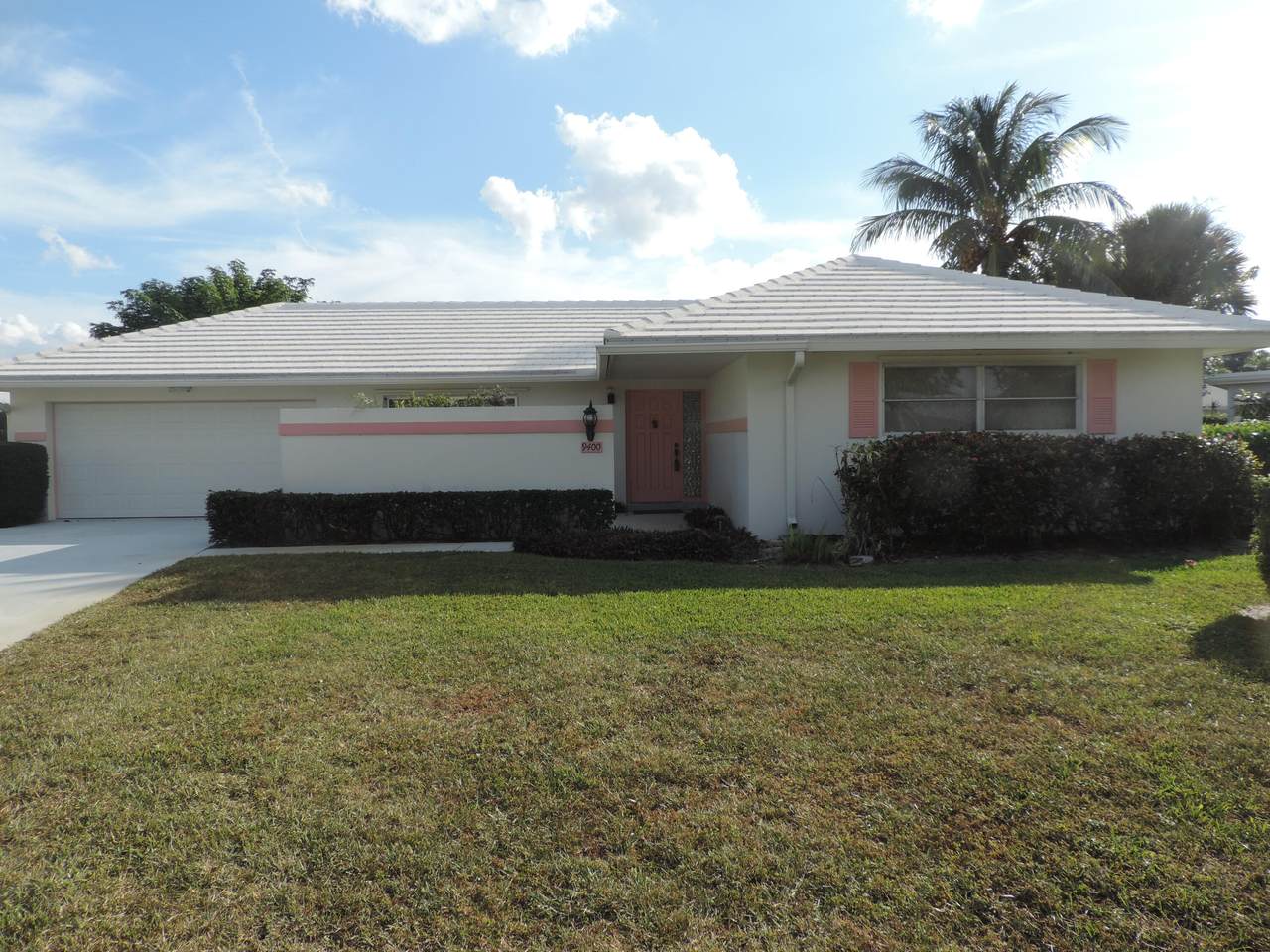 9400 Little Club Way - Photo 1