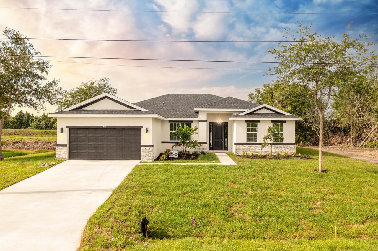 1422 Abacus Avenue - Photo 1