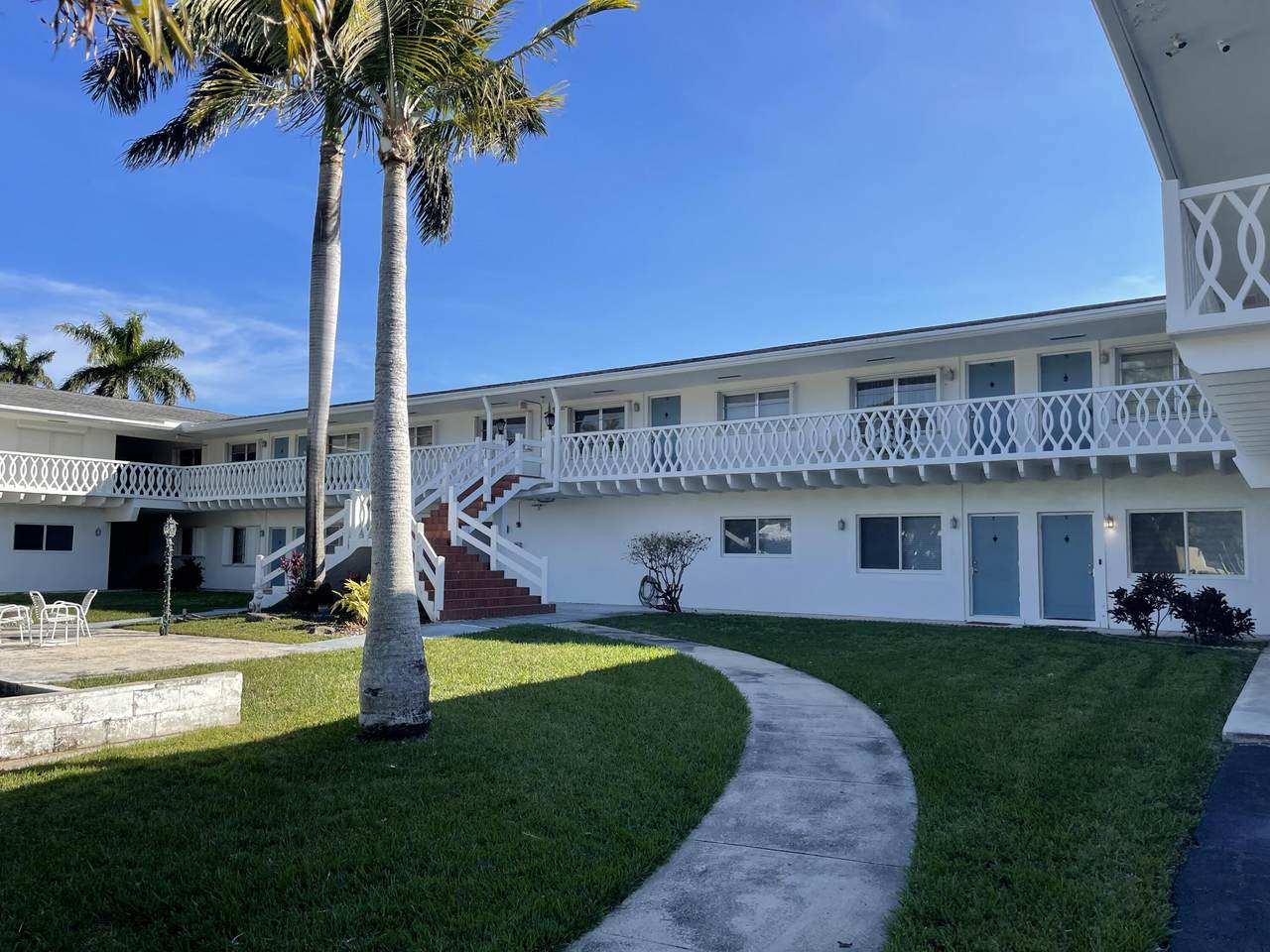 1422 Hayes St - Photo 1