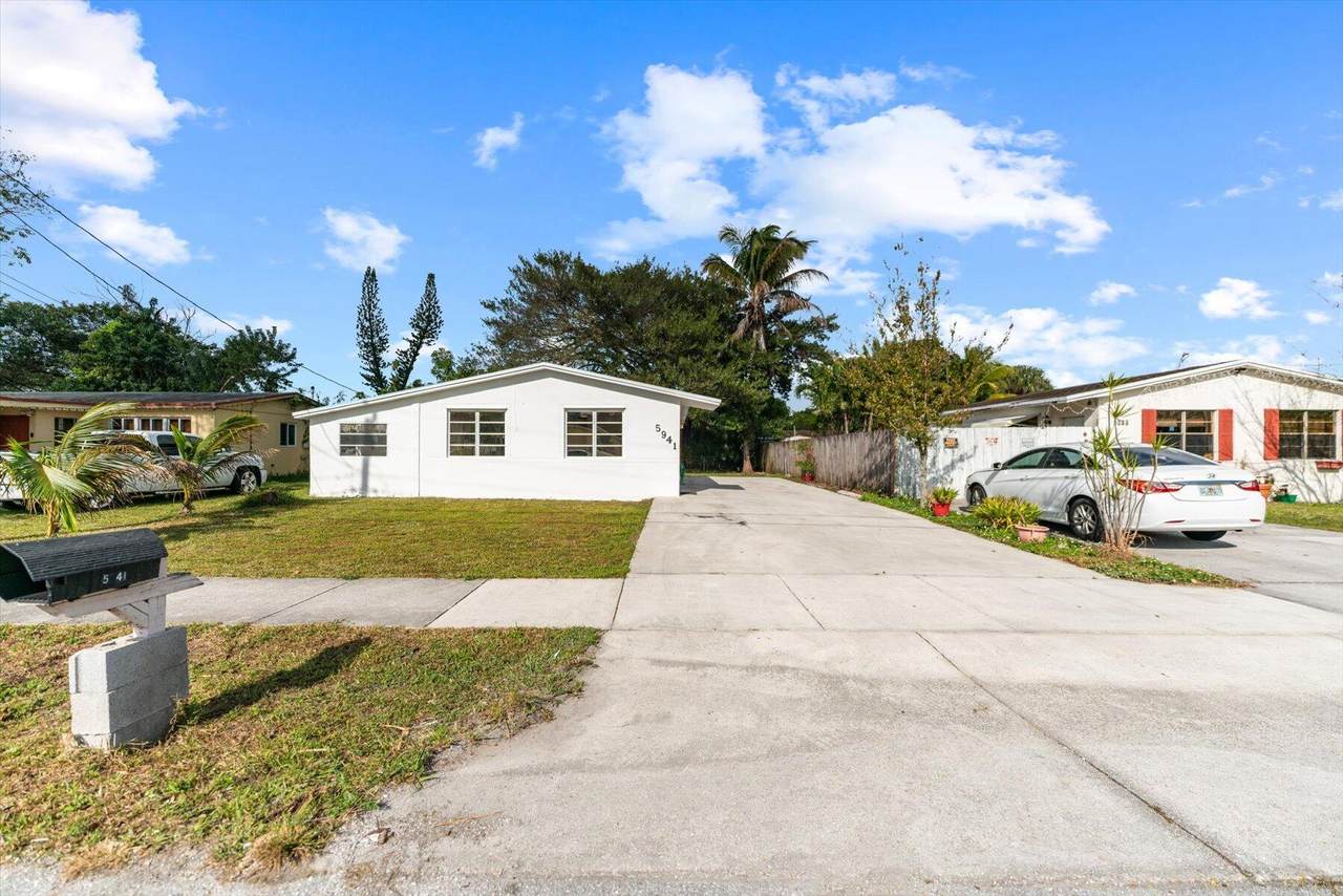 5941 41st Terrace - Photo 1