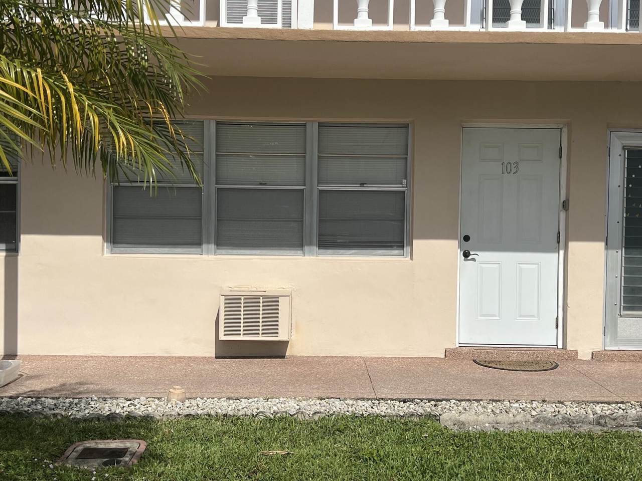 103 Hastings G - Photo 1