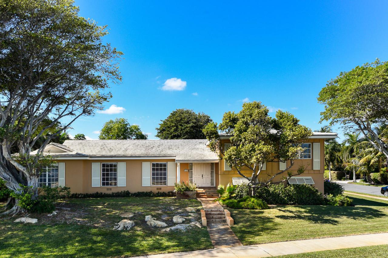 4401 Flagler Drive - Photo 1