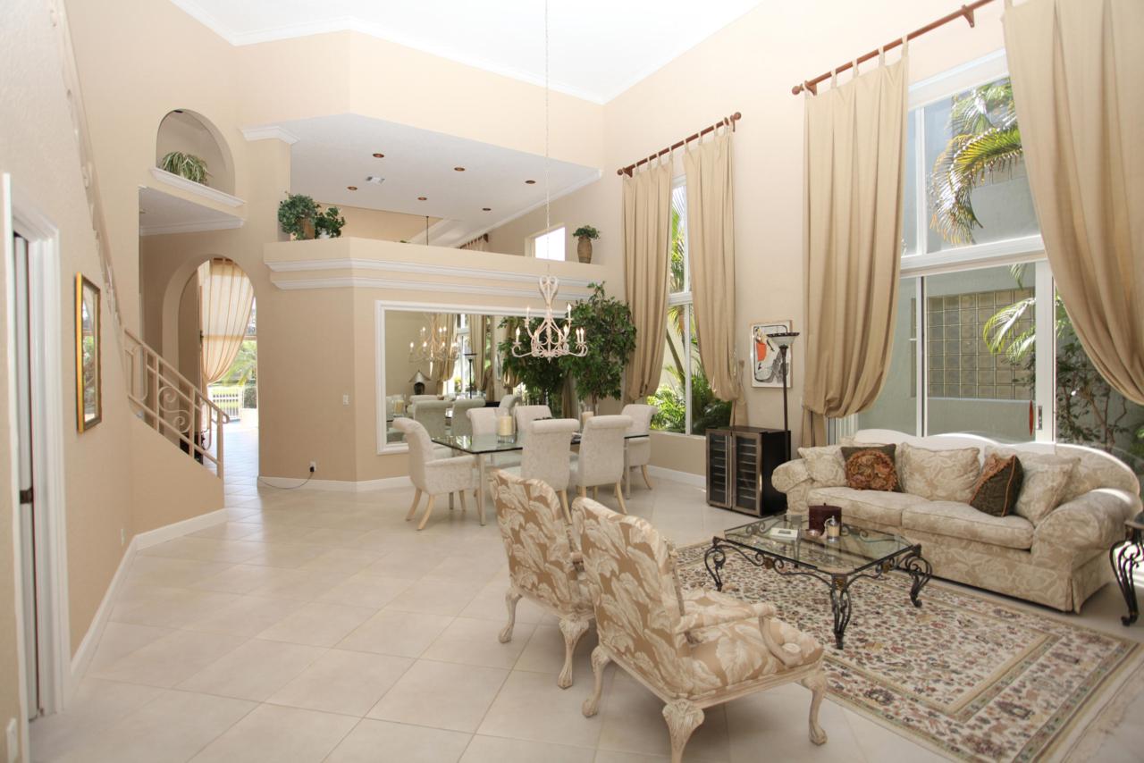 16842 Knightsbridge Lane - Photo 1