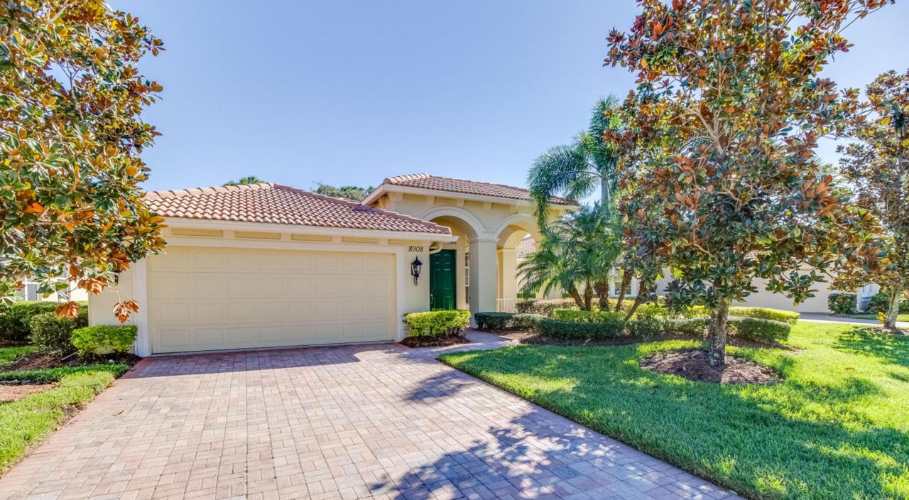 8908 Champions Way - Photo 1
