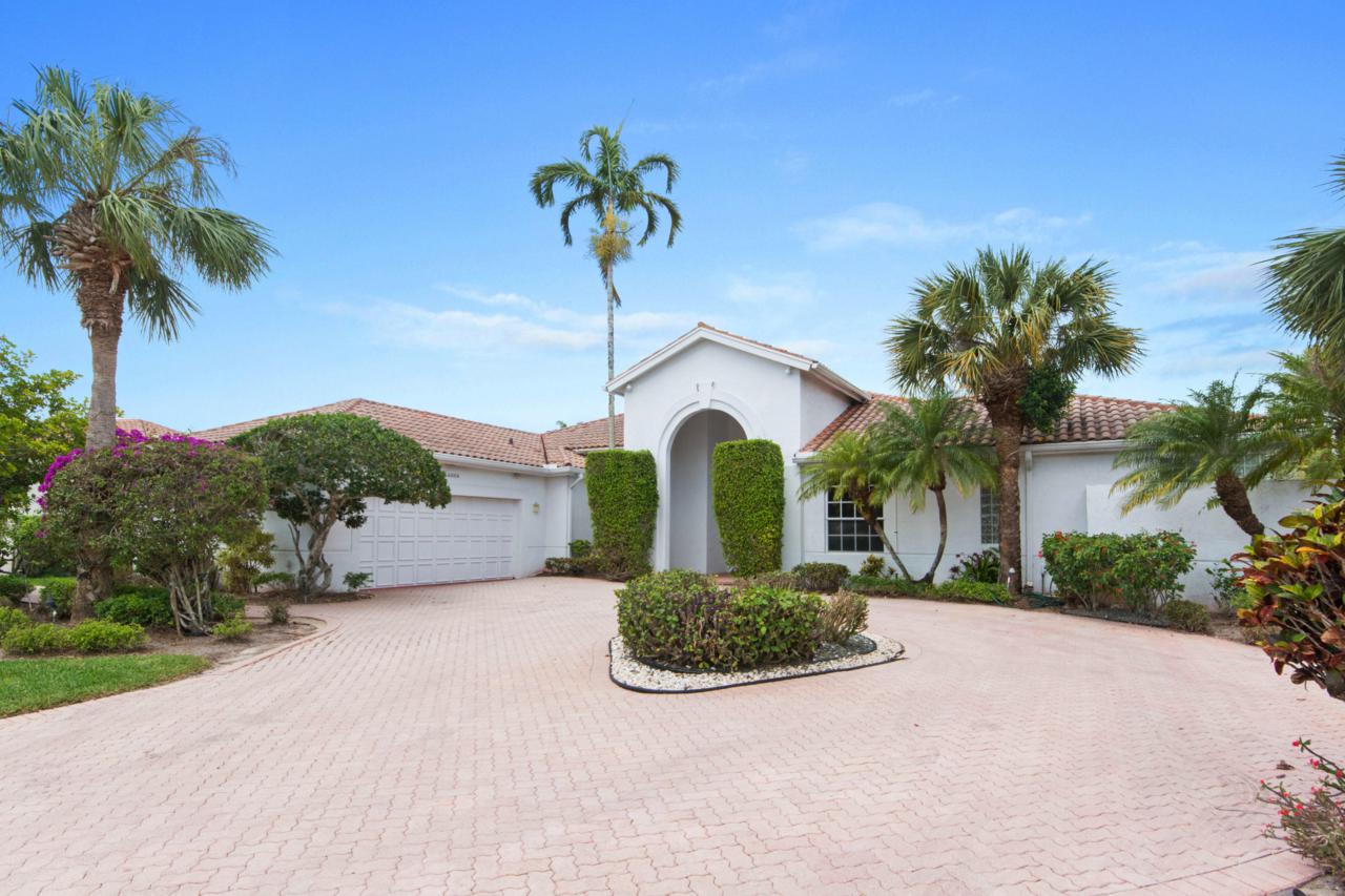 4864 Exeter Estate Lane - Photo 1