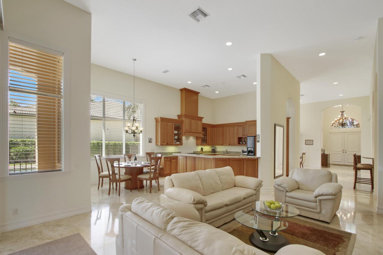 17897 Villa Club Way - Photo 1