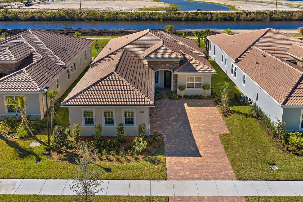 21822 Tivolo Way - Photo 1